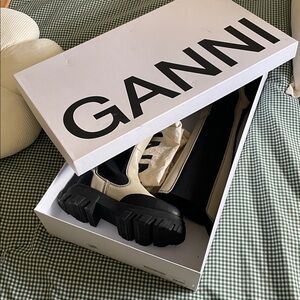 GANNI HIGH LEG CHELSEA BOOT